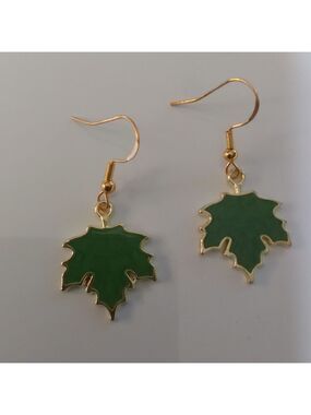 Maple leaf Earrings   Colorful Fall Autumn GREEN